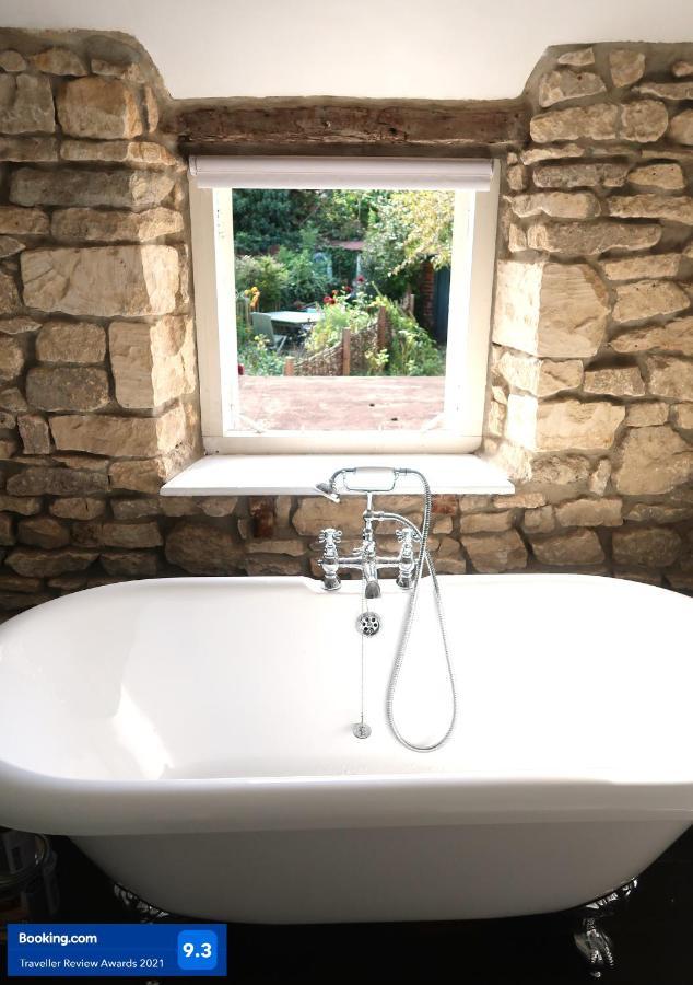Peaceful Cottage In Heart Of Winchcombe Exteriör bild