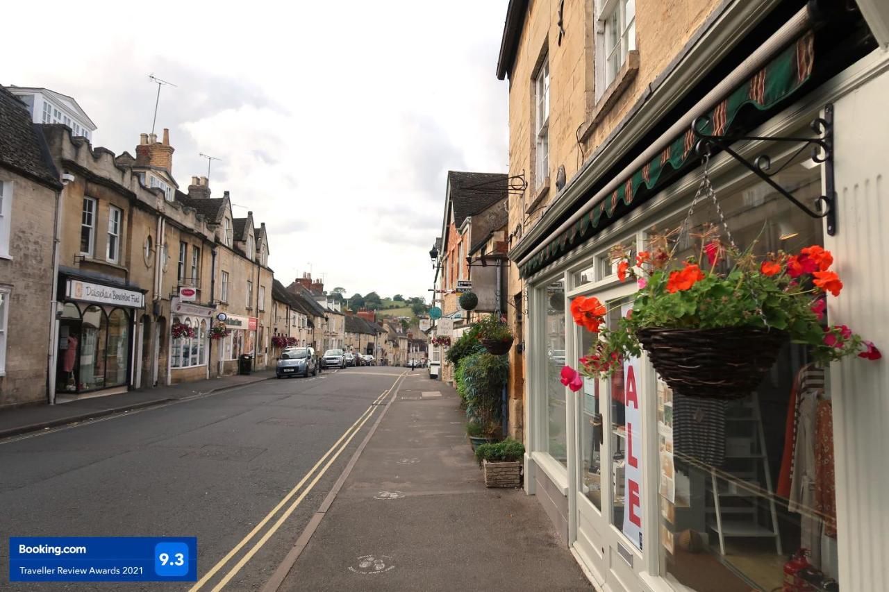 Peaceful Cottage In Heart Of Winchcombe Exteriör bild