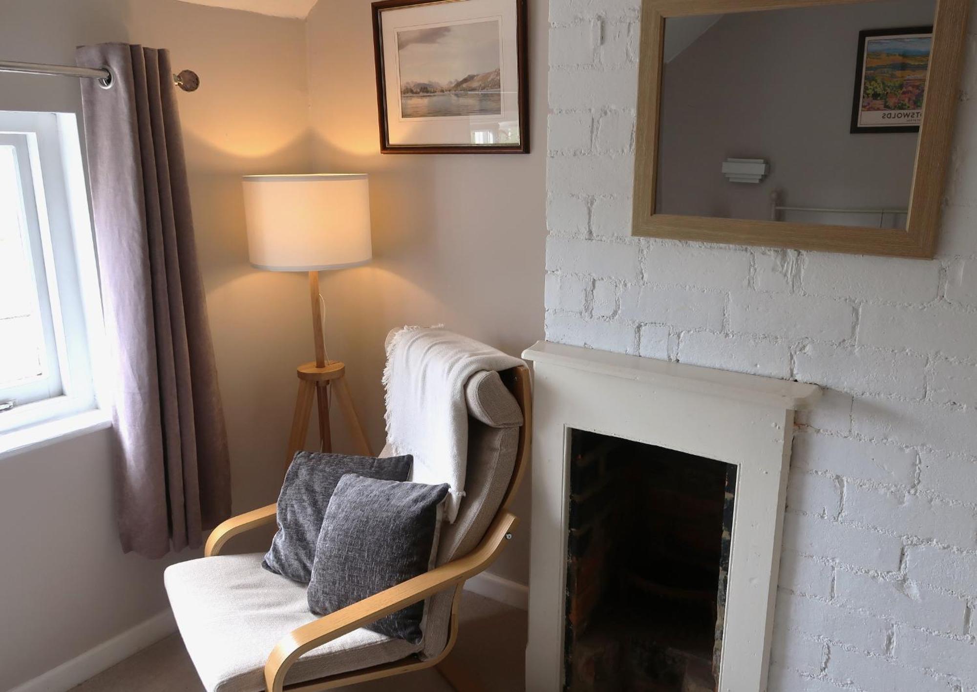 Peaceful Cottage In Heart Of Winchcombe Exteriör bild